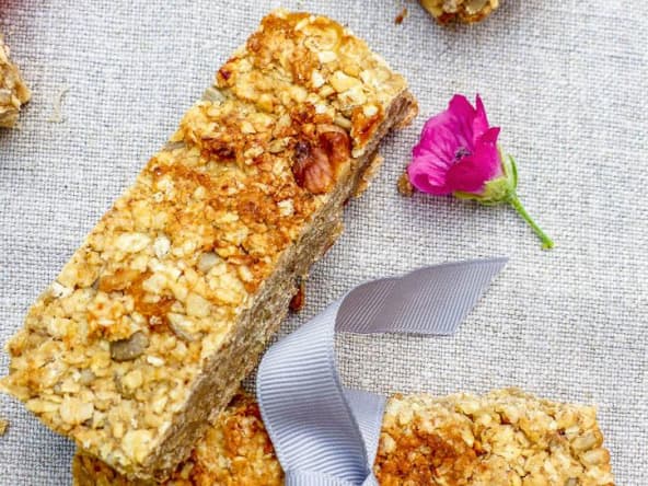 Barre de céréales avoine, coco et abricot