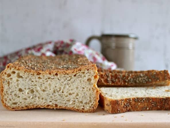 Pain à la farine de teff, riz complet et graines de chia