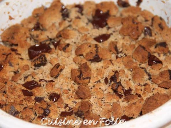 Crumble poire-chocolat à la farine de châtaigne