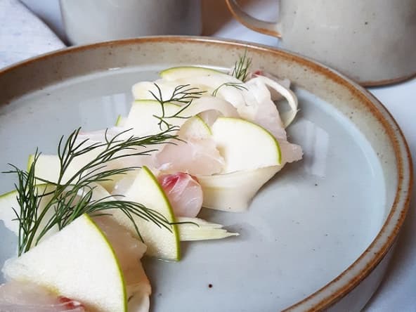 Tartare de lieu jaune à l'huile de cardamome