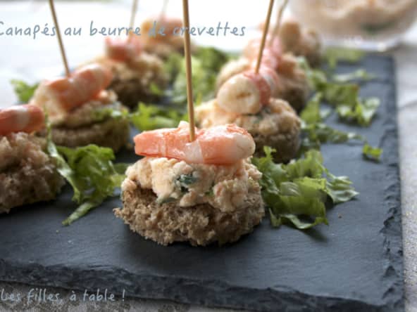 Canapés au beurre de crevettes