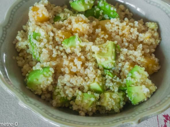 Salade de quinoa à l'orange et à l'avocat