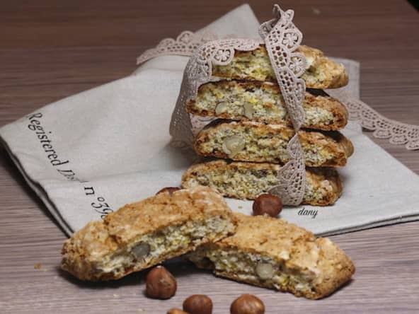 Croquets aux noisettes
