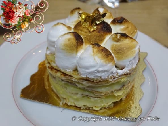 Gâteau de crêpes meringué au lemon curd maison, pipette de Limoncello