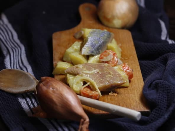 Salade tiède de harengs aux pommes de terre et carottes vinaigrette citron
