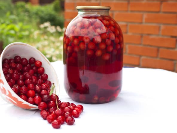 Cerises à l'eau de vie