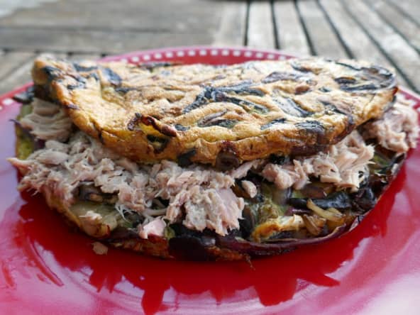 Omelette rustique au thon et aux champignons