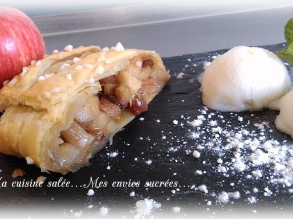 Strudel pommes rhubarbe ou Apfelstrudel