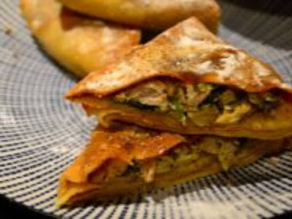 Crêpes farcies au poulet façon pastilla