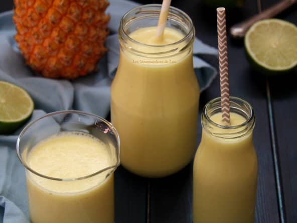 Smoothie ananas coco citron vert