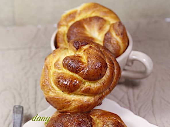 Petits pains au lait à la fleur d'oranger