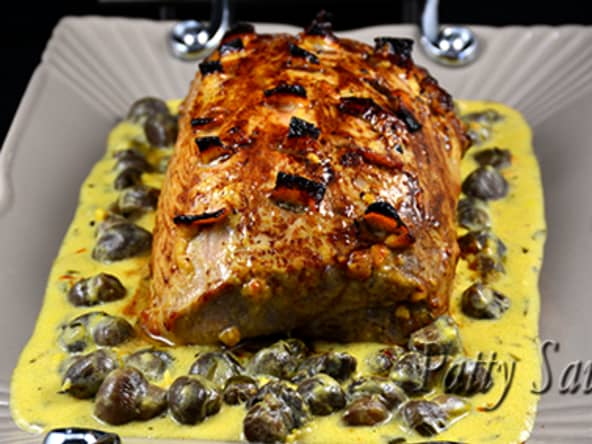 Rôti de porc, petits champignons, sauce orange et safran