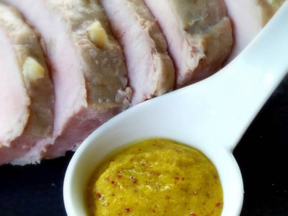 Fausse mayonnaise à la mangue pour accompagner les viandes froides