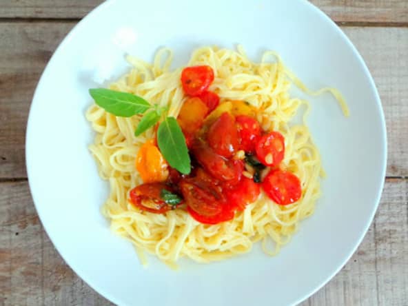 Fettucini aux tomates cerises, basilic, parmesan