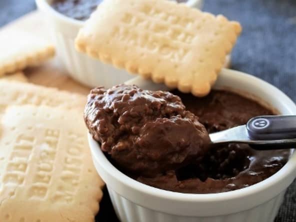 Crème de quinoa au chocolat et petits beurres, bio