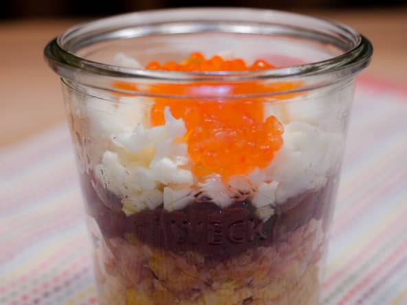 Verrine mimosa aux crevettes et à la tapenade