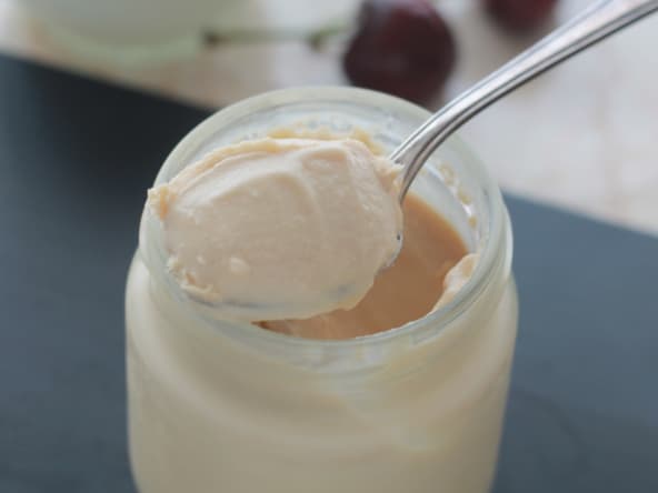 Yaourt maison au caramel au beurre salé