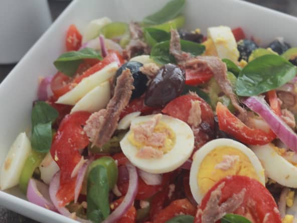 Salade niçoise classique