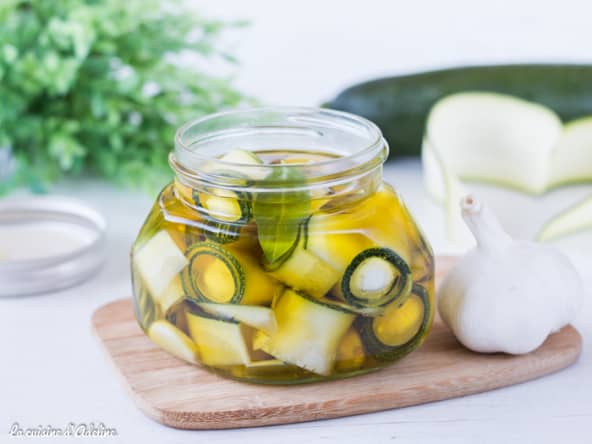 Courgettes marinées