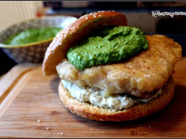 Burger fish and mashed peas