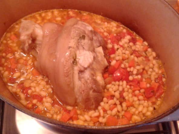 Jarret de porc et cocos aux herbes