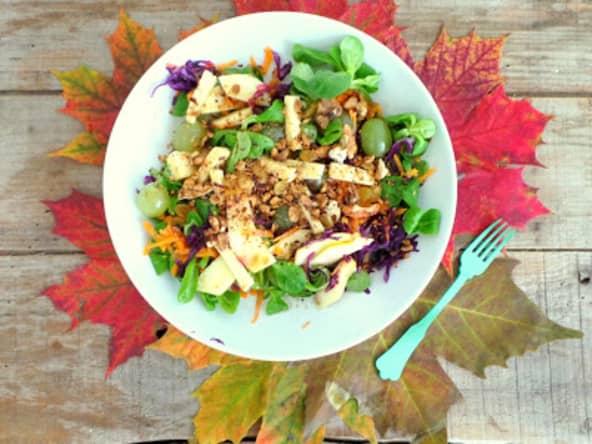 Salade d'automne au gouda au cumin, noix et noisettes