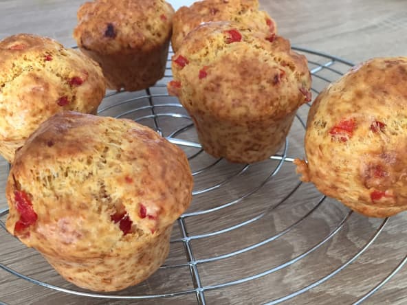 Muffins salés aux poivrons et et jambon cru