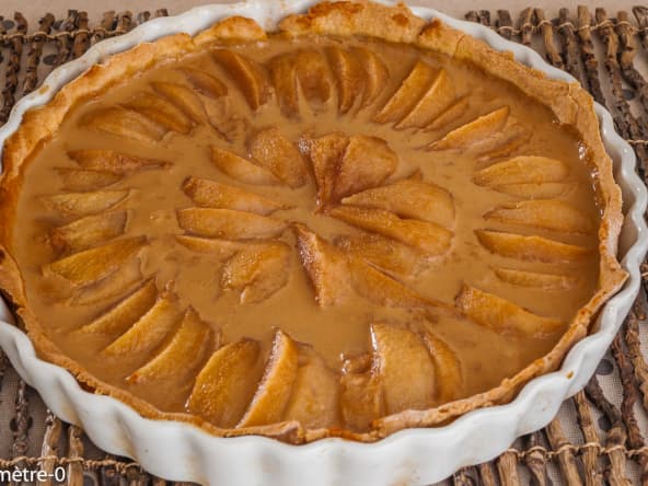 Tarte d'automne aux poires et à la confiture de lait