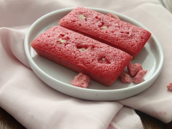 Financiers roses à la praline
