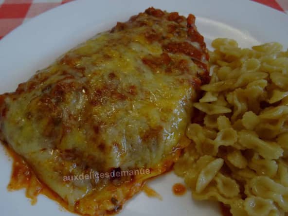 Filet de dinde gratiné à la sauce bolognaise 
