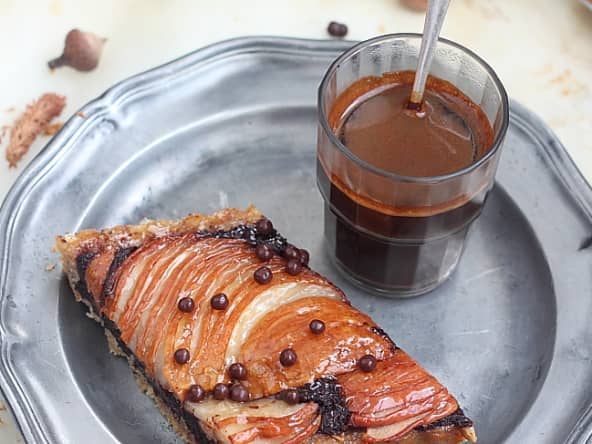 Tarte brownie noisettes et poires ultra gourmand