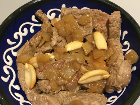 Boeuf sauté aux cacahuètes