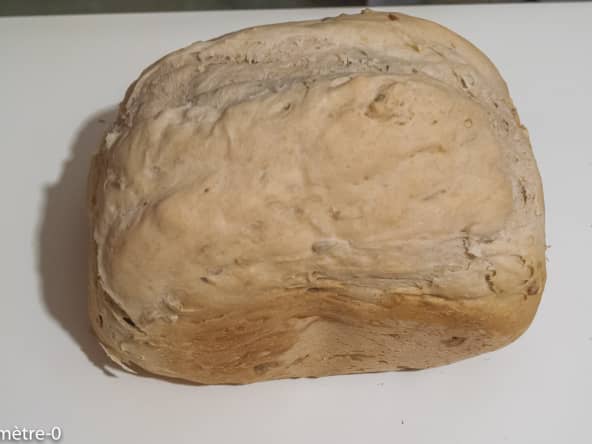 Pain aux céréales en machine à pain