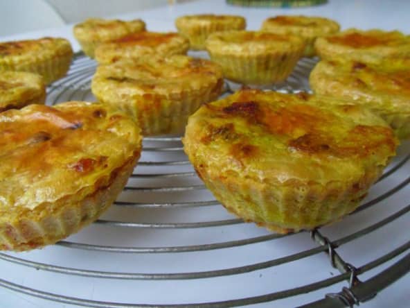 Petits flans vegan salés au poivron et au tempeh