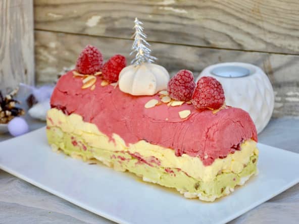 Bûche glacée framboise pistache