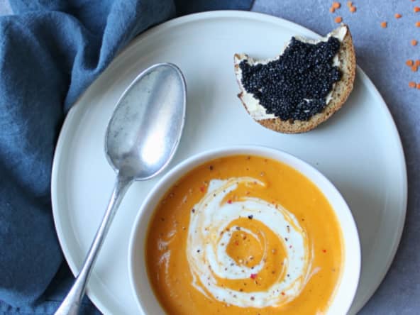 Soupe express de carotte, patate douce et lentilles corail