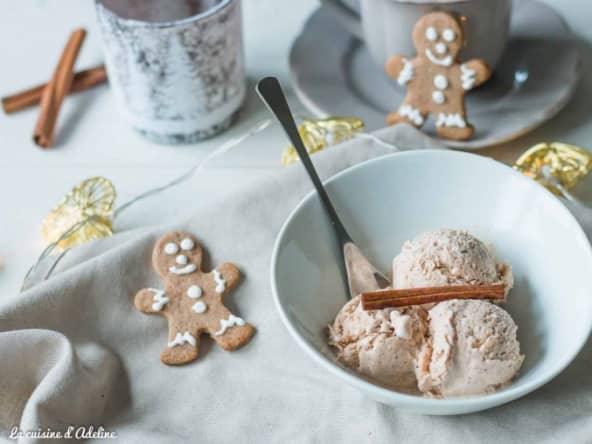 Glace à la cannelle onctueuse
