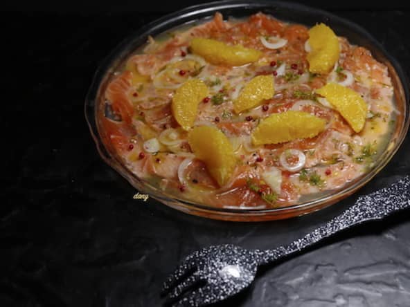 Carpaccio de saumon mariné à l'orange