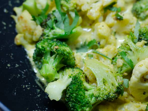 Brocoli et chou-fleur au curry