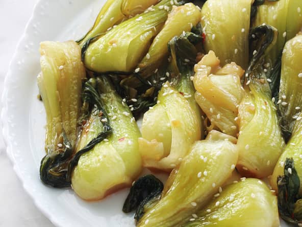 Mini chou Bok Choy sautés à l'asiatique