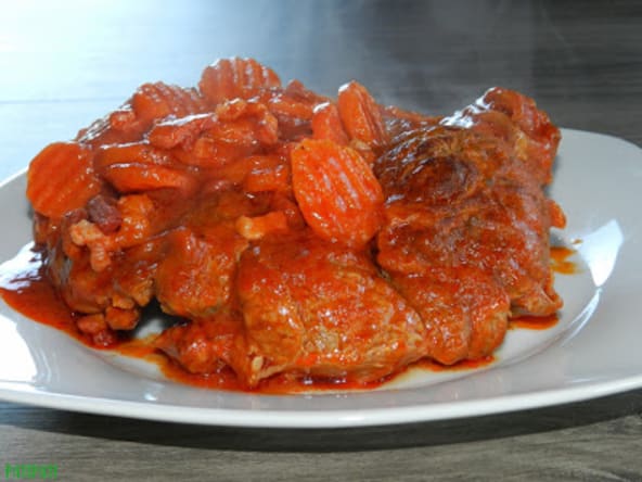 Jarret de boeuf à la sauce tomate