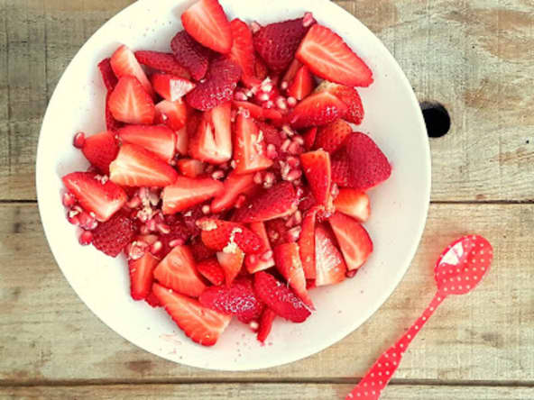 Salade de fraises à la grenade