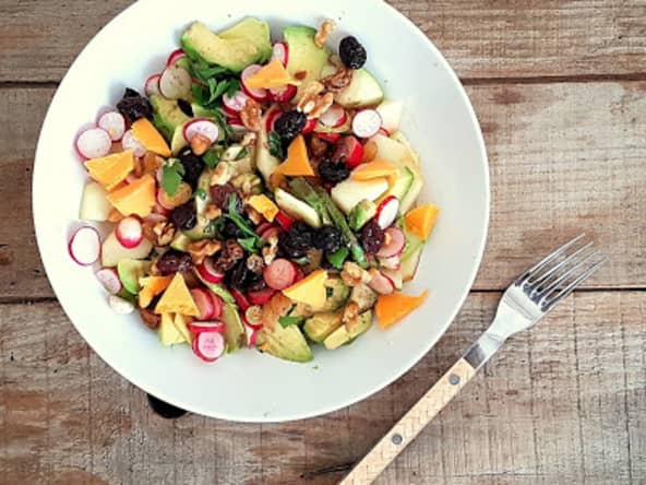Salade légère avocats, radis et pommes vertes