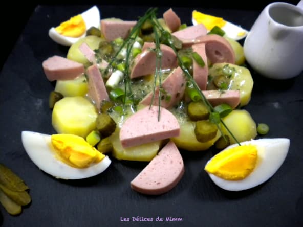Salade de cervelas et pommes de terre