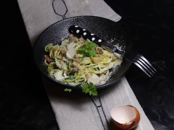 Spaghetti de courgette carbonara