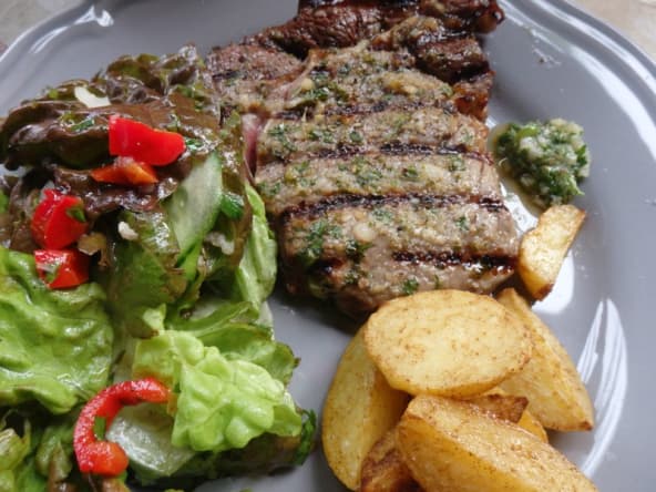 Entrecôte sauce chimichurri