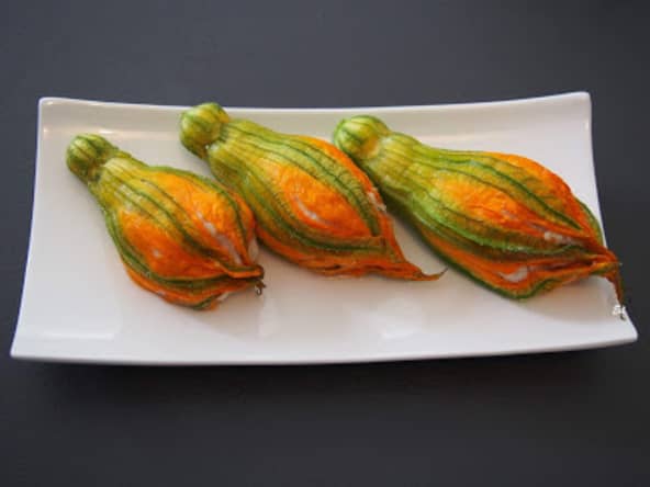 Fleurs de courgettes farcies