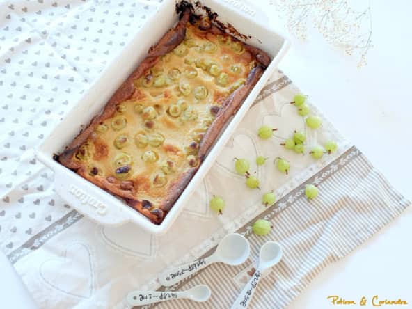 Clafoutis aux groseilles à maquereau