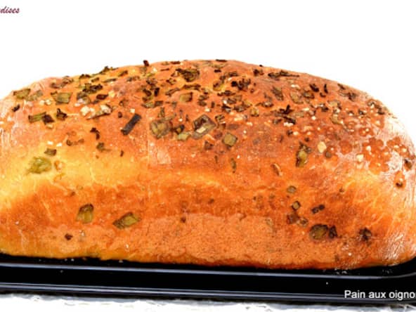 Pain aux Oignons Caramélisés.