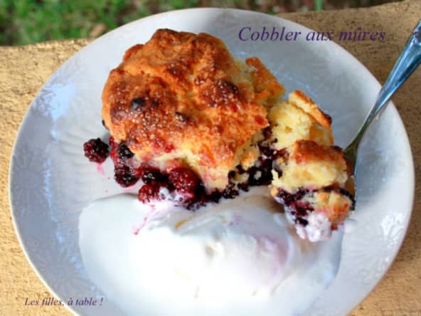 Cobbler aux mûres